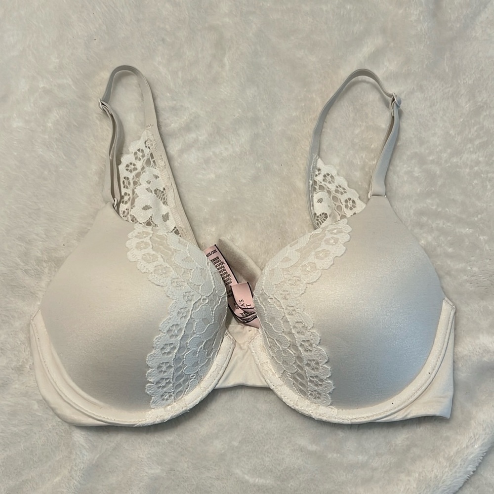 Victoria’s Secret bra